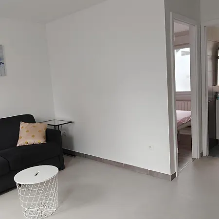 2 Pieces Proche Strasbourg Et Gare Apartamento Bischheim